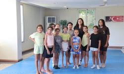 Marmaris’te çocuklar yaz tatilini 17 branşta değerlendiriyor
