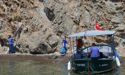 Muğla’nın ulaşılması güç koylarından 306 ton çöp toplandı