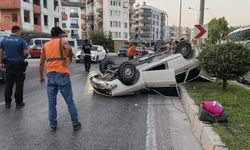 Çekicinin çarptığı otomobil ters döndü: Anne ve kızı yaralandı