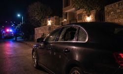 Bodrum’da otomobilde bekleyen kişiye silahlı saldırı