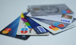 Kredi kartı aidatlarına dev zam geldi: Kullanıcılara kritik uyarı
