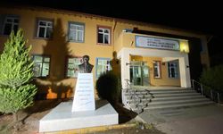Saldırıya uğrayan Atatürk büstü aynı gün yeniden yerine konuldu
