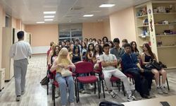 Menteşe’de gençler hayallerini sahneye taşıyor