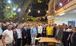 Batuhan Kıloğlu Ortaköy’de üyelerle buluştu