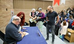 Sinan Canan Menteşe’de okurlarıyla buluştu