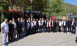 Acar Ünlü, Marmarisli muhtarlarla buluştu