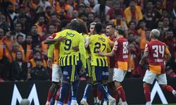 Osimhen'den Derbide İlk Yarıda İki Gol!
