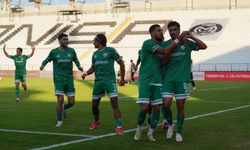 Muğlaspor, beş gollü ilk yarıyı Manisa’da önde kapattı