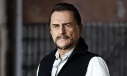 “Eylül’de Gel”in sesi Alpay hayatını kaybetti