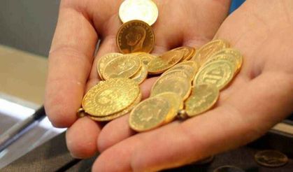 Altın Fiyatları 15 Ekim 2025: Gram Altın 5.635 TL’ye Yükseldi, Rekor Yenilendi