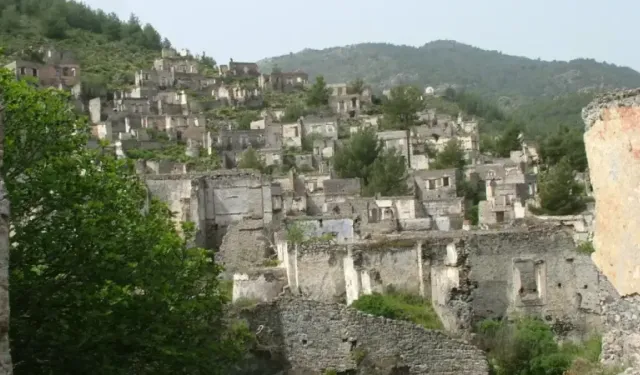 Kayaköy Nerede, Nasıl Gidilir? 2025 Fethiye Gezi Rehberi