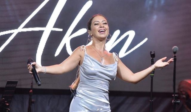 Bodrum Azka Otel’de Nihan Akın Rüzgârı