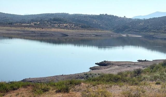 Bodrum’da Musluklar Kurudu: Baraj Suyu Tarlalara Aktı