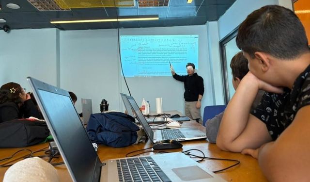 DENEYAP teknoloji atölyeleri Muğla'da geleceğin üretken nesillerini yetiştiriyor