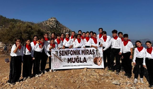 Marmaris'e eğitimde beş ödül birden