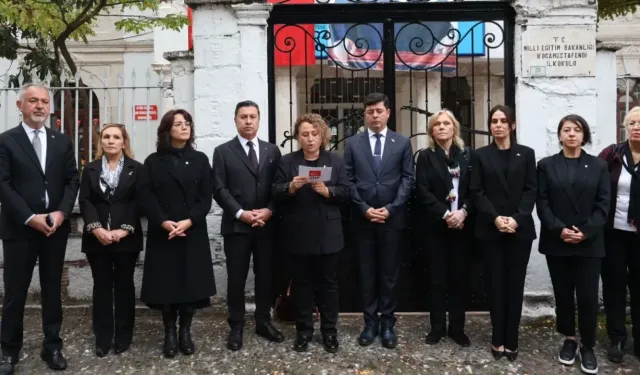 CHP’den 10 Kasım tepkisi: “10 Kasım tatil günü değil, Atamıza sahip çıkma günüdür”