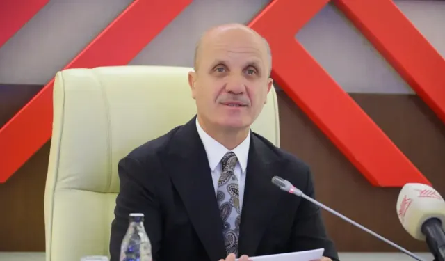 Üniversiteden 3 yılda mezuniyet uygulaması önümüzdeki yıl başlayacak