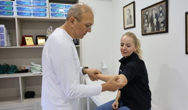 Prof. Dr. Karalezli: "Çıkıklar acildir, doğru tedavi edilmezse ciddi hasar bırakabilir"