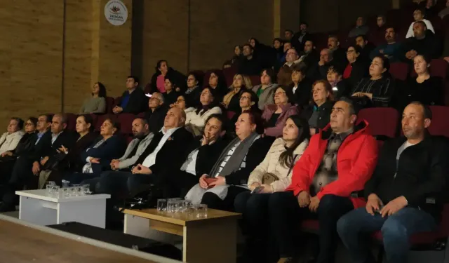 5 Aralık Kadın Hakları Günü’nde “Vali Hanım” Belgeseli Yatağan’da İzleyiciyle Buluştu