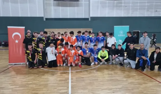 Köyceğizli hentbolcular önemli dereceler elde etti