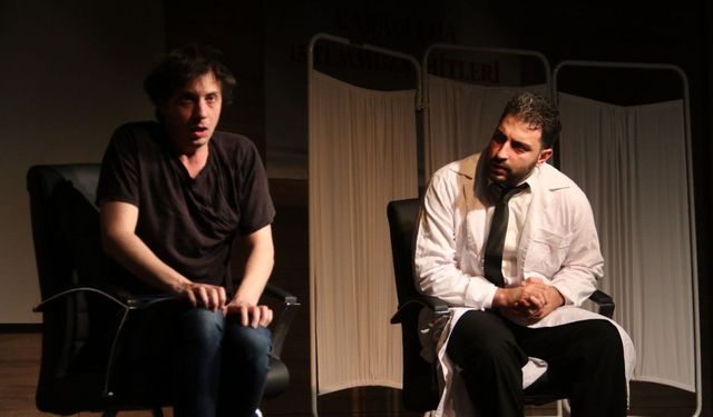 Bağımlılık Farkındalığı Tiyatro Oyunu Fethiye'de Öğrencilerle Buluştu