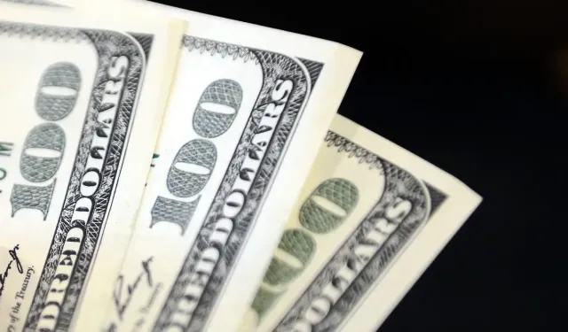 Serbest piyasada döviz fiyatları