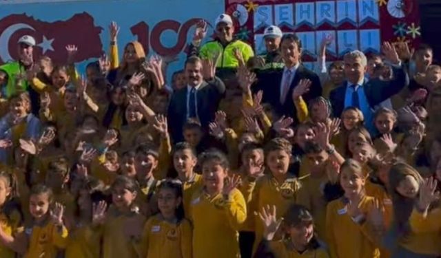  Köyceğizli öğrencilerden akıllı trafik çözümleri maket ve resim sergisi