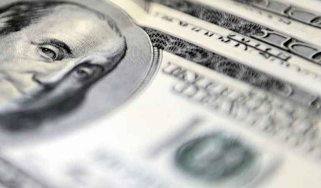 Serbest Piyasada Döviz Güne Yükselişle Başladı: Dolar 42,80 Seviyesinde