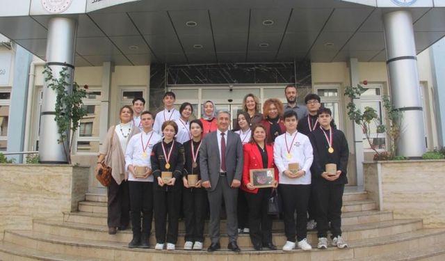 Menteşeli genç şefler, İstanbul’dan 11 madalya ile döndü