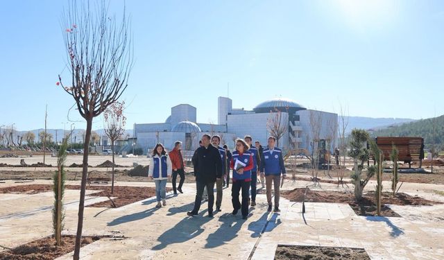 Büyükşehir Belediyesi Yeşil Alanları Artırıyor