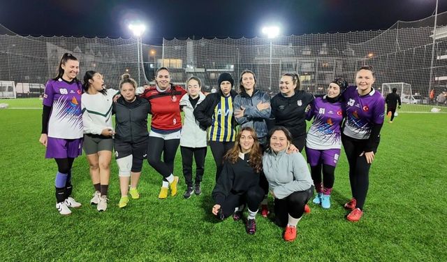 Marmaris'te kadınlardan 9 yıllık futbol geleneği