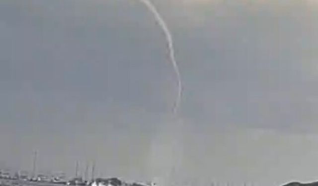 Marmaris Körfezi’nde hortum paniği