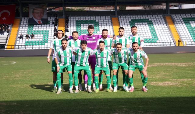 Muğlaspor, Bucaspor karşısında ilk yarıyı önde tamamladı