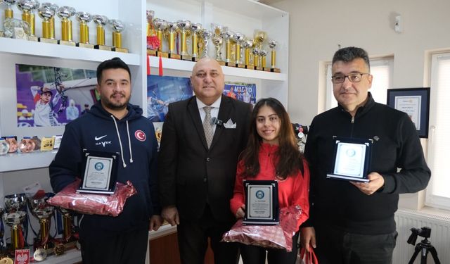 Dünya Şampiyonu Emircan Haney için oy zamanı