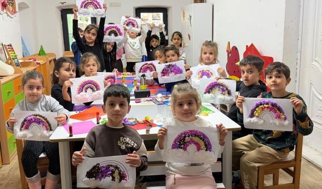 Gökkuşağı Sanat Atölyesi yoğun ilgi gördü