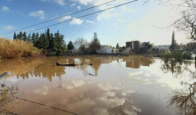 Bodrum’da Gece Yağışı Sele Dönüştü