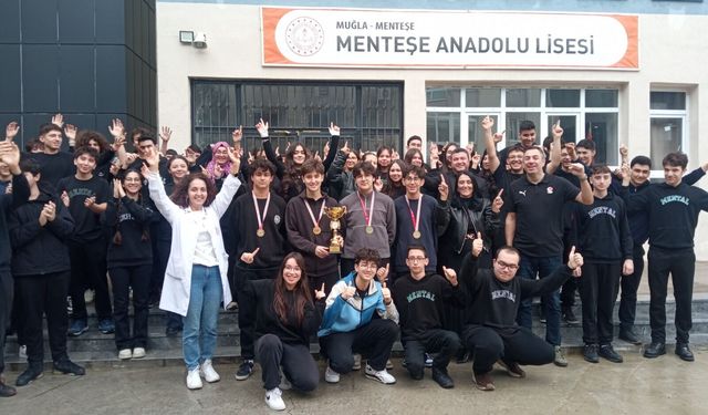 Menteşe Anadolu Lisesi’nden Üst Üste 3. Şampiyonluk