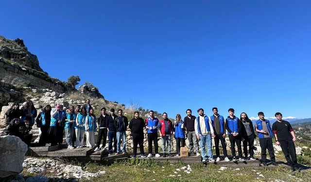 Gençler Tlos Antik Kenti’nde Tarihle Sanatı Buluşturdu