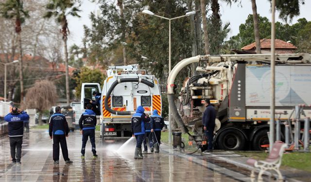 Köyceğiz’de Taşkın Sonrası Temizlik Seferberliği Başlatıldı