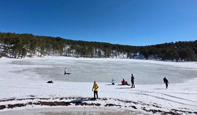 Gökçeova Göleti'nde kartpostallık görüntü