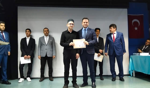 Köyceğiz’den Uysal, "Genç Sâda Kur’an-ı Kerim’i Güzel Okuma Yarışması" il birincisi oldu