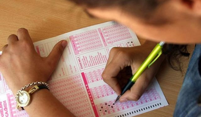 MEB 2026 İOKBS bursluluk sınavı başvuruları ne zaman bitiyor ve başvuru şartları neler?