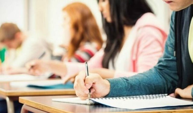 MEB Takvimi Netleşti: Mart Ayında Tatiller Birleşiyor!