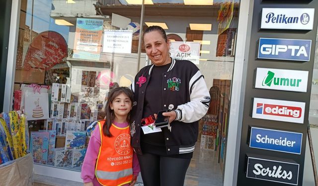 Köyceğiz Anaokulu Öğrencilerinden Kadınlara Anlamlı Jest