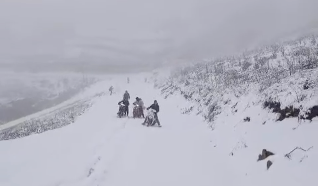 Muğla’da Göktepe Dağı beyaza büründü