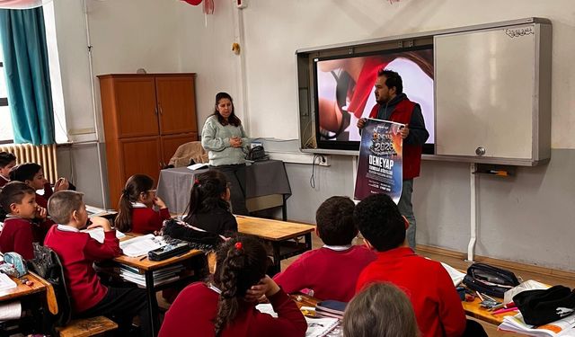 Gençler teknolojiyle buluşuyor: Deneyap tanıtımları hız kazandı
