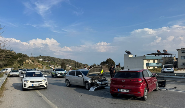 Çevre Yolu'nda kaza: 1 kişi yaralandı