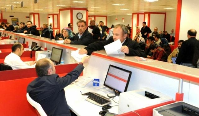 İstanbul’da devlet daireleri 15 Ekim’de açık mı? Memurların hangileri izinli olacak? Kamu hizmetleri devam edecek mi?