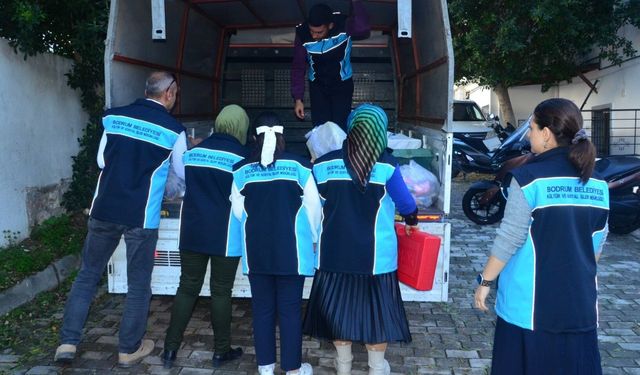 Bodrum Belediyesi Miniklere Bayram Öncesi Oyuncak Sürprizi