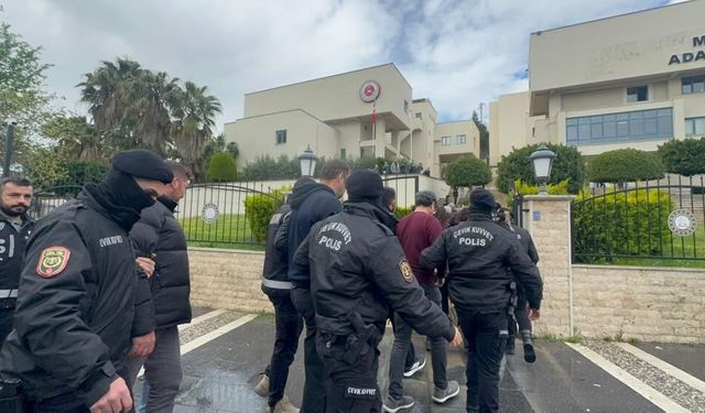 Marmaris’te rüşvet operasyonundaki şüpheliler adliyeye sevk edildi